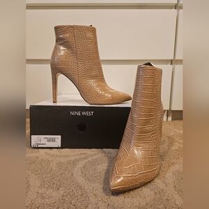 Nine West Beige Croc-Patterned Heeled Boots